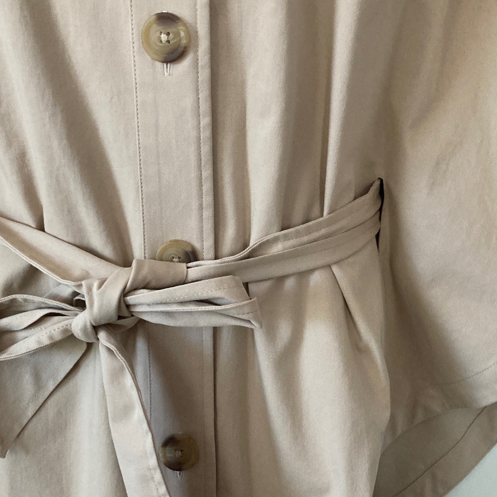 Tan Cape Jacket ,Poncho! Belted,Size -XS/S, lined, 97% cotton, 3% spandex - Picture 2 of 11